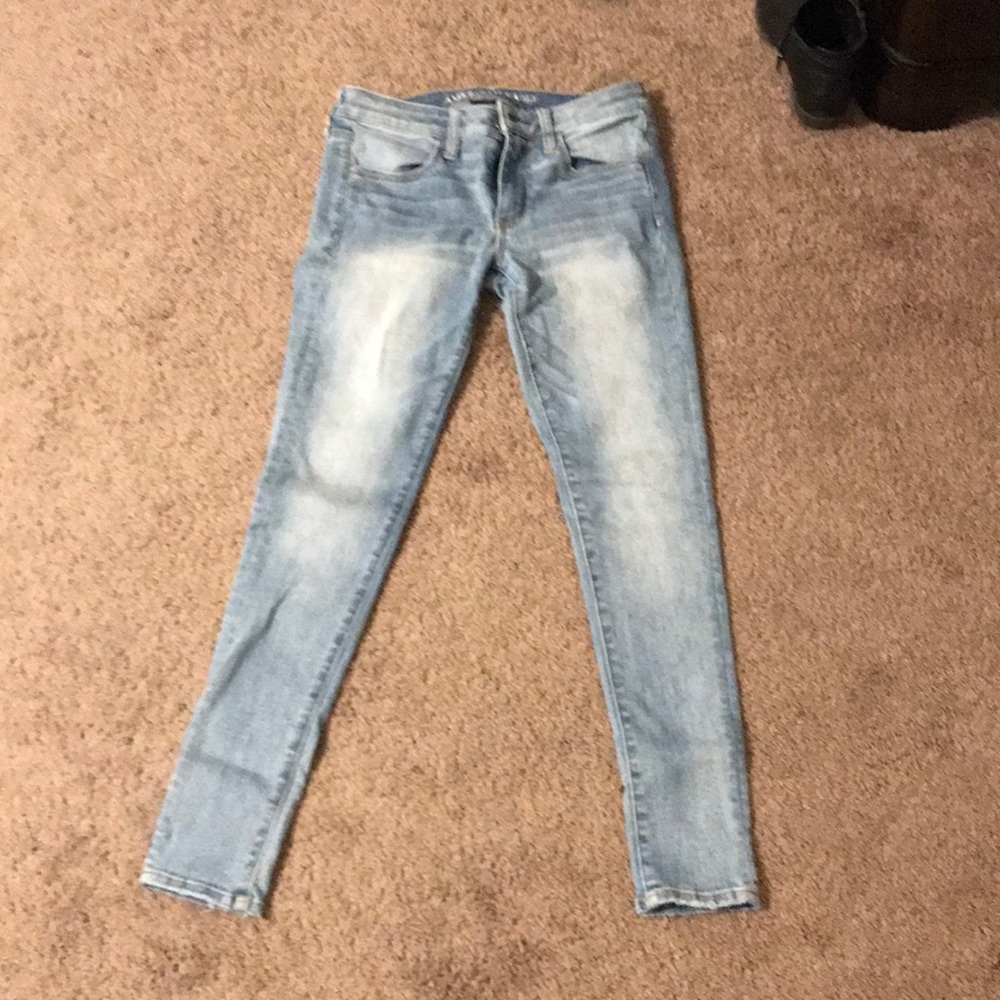 Light wash American eagle jeggings